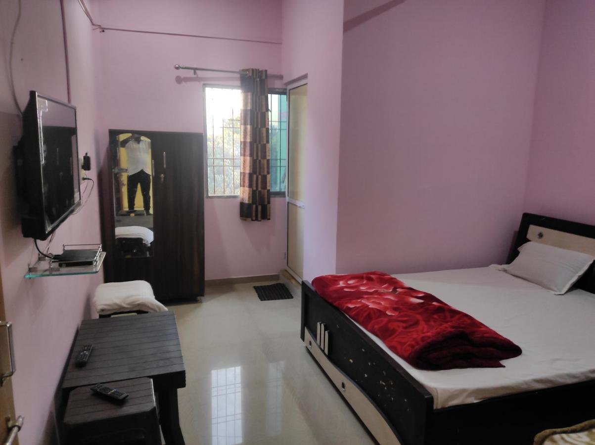 Vrundavan Home Stay And Village Resort Kevadia Exterior photo